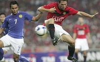 Michael Owen tiếp tục ghi bàn