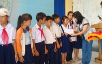 Trao 190 suất học bổng Nguyễn Hữu Thọ