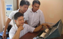 Trắng đêm canh mưa bão