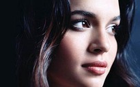 Norah Jones tái xuất