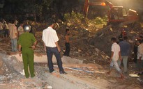 Sập nhà đang xây, khoảng 20 người bị vùi