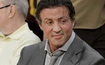 Sylvester Stallone bị gãy cổ