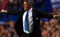 “Phù thủy” Hiddink sắp sang Italia cứu Juventus