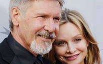 Harrison Ford cưới vợ trẻ