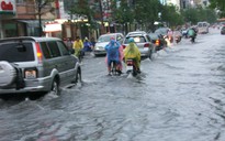 Mưa tầm tã, Đà Nẵng “ngộp” nước