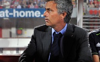 Mourinho thiệt hại “kép”
