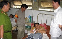 Côn đồ đâm dân phòng ra đầu thú