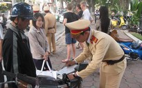 Phạt cả vật chất, tinh thần