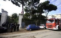 Ý: Đánh bom liên tiếp các sứ quán