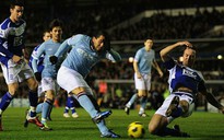 Man City hòa nhọc nhằn, Liverpool thắng nhẹ