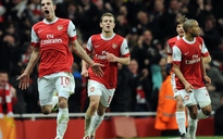 Thắng Barca, thầy trò HLV Wenger “nổ” vang trời