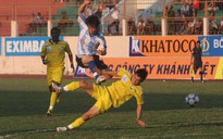 K.Khánh Hòa lên đầu bảng