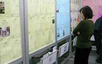 Vàng, USD mất dần lợi thế