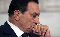 Cựu tổng thống Ai Cập Mubarak xuất hiện