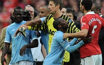 HLV Mancini: Balotelli đáng bị tống vào tù