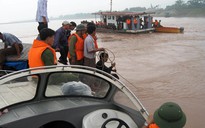 Quảng Ninh: Đắm tàu, 50 container chìm xuống biển