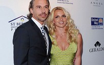 "Người cũ" đòi Britney Spears kiểm tra lại thần kinh
