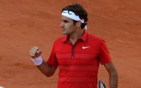 Federer tái ngộ Djokovic ở bán kết Roland Garros