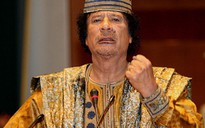Gaddafi bất ngờ nhờ Mỹ làm trung gian