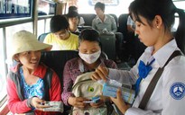 Vận động người dân đi xe buýt