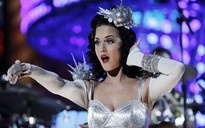 Bị ngộ độc thức ăn, Katy Perry hủy buổi diễn