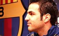 Fabregas phải bỏ tiền mua “tự do”