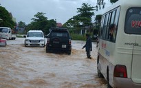 Mưa to gây tê liệt giao thông Quốc lộ 48 gần 3 giờ