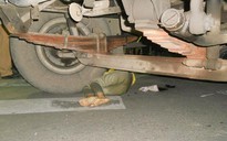 TPHCM: Xe bồn cán chết nữ sinh viên