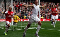 Arsenal cảm ơn Van Persie