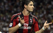 AC Milan muốn thanh lý gấp “vịt con” Pato