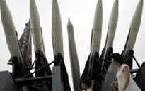 Mỹ lo lắng vì tên lửa mới của Triều Tiên