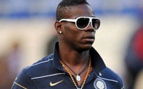 Balotelli bị phạt nặng vì … miếng ăn!