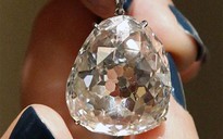 Đấu giá viên kim cương 400 tuổi