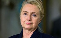 Bà Hillary Clinton "dừng chân" vì bệnh