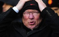 Bị cầm hòa, Sir Alex trút bực bội vào trọng tài biên