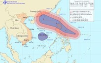 "Siêu bão" Utor giật cấp 16 trên biển Đông