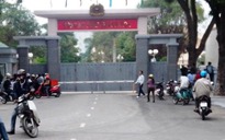 Bị giữ hàng vô cớ, dân kéo tới trụ sở CA tỉnh Thanh Hóa