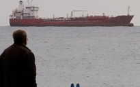 Tàu chở vũ khí Nga cập cảng Syria