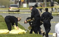 Mỹ: Xả súng ở trường dòng, 7 người chết