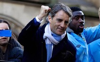 Nga chi lương “khủng” dụ HLV Mancini bỏ Man City