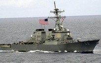Tàu khu trục Mỹ cập cảng Manila