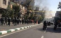 Iran: Biểu tình bạo động vì đồng tiền sụt giá