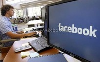 Thuê người tát mình để... cai Facebook