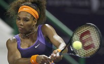 Sharapova nối dài mạch thắng, Serena vào vòng ba