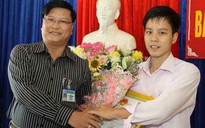 Khen thưởng thanh niên dũng cảm bắt cướp