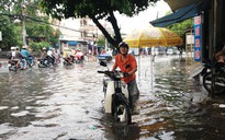 Biên Hòa: Mưa lớn làm nhiều tuyến đường bị ngập