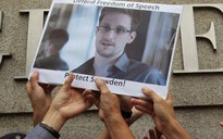 Chính Trung Quốc mở đường cho Snowden rời Hồng Kông