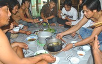 14 ngư dân bị Trung Quốc bắt giữ đã về nhà