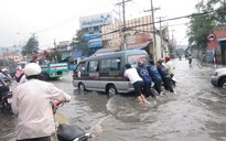 Mới sau một cơn mưa, Sài Gòn mênh mông nước