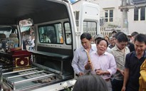 Vụ ô tô tông chết bé trai: Thai phụ cầm lái để... khởi động xe